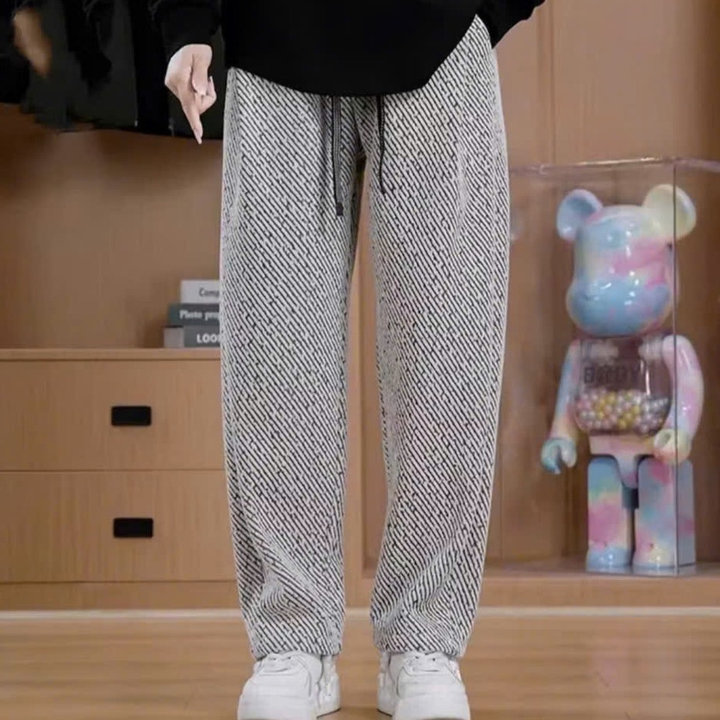 68fe358b47a04f052ed7130e