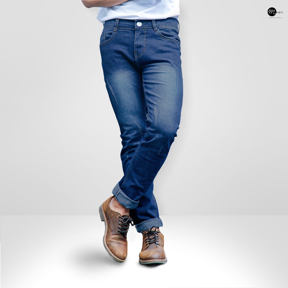 628b3bfc7d62a169ef975c54