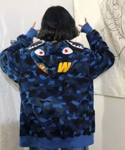 Áo Khoác Rằn Ri Có Nón Hình Cá Mập Thiể Kế Khóa Kéo Cặp Đôi Nam Nữ - Htm Fashion