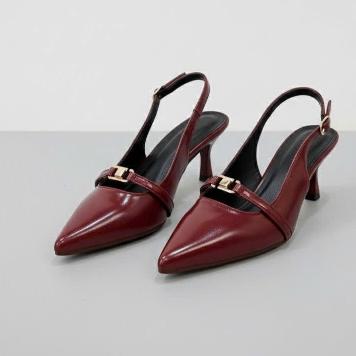 6923854b47a04f052ed728a1