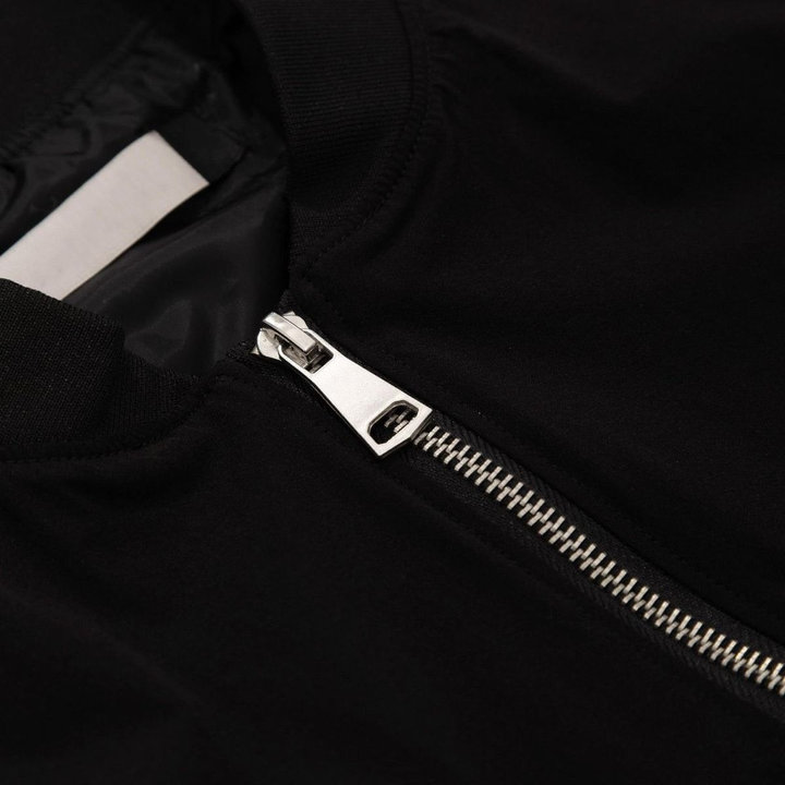 694523e247a04f052ed73b22