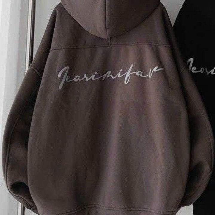 6953f5cae9e5df04415e8025