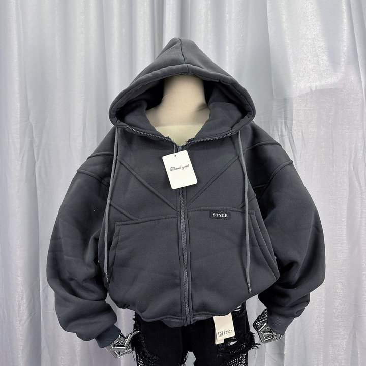 6877443247a04f052ed6ad0a