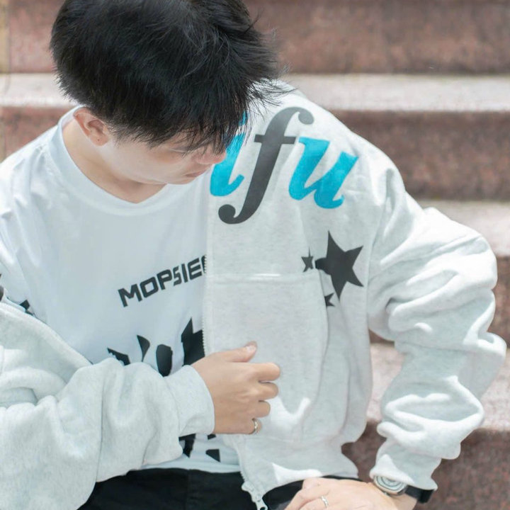 695f6940c13acd8745cc2c0c