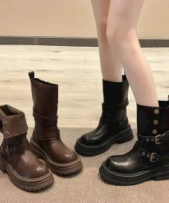 Bốt Nữ Chiến Binh Kelly Phối Khuy Cá Tính, Siêu Ngầu – Đi 2 Kiểu, Đế 5Cm Siêu Nhẹ - Pipi Store