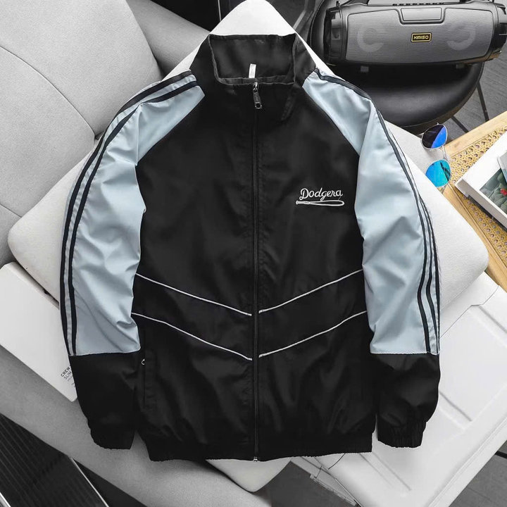 696b197f17c695f9c4495fa1