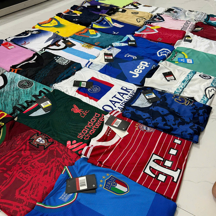 697b1b7017c695f9c4496738