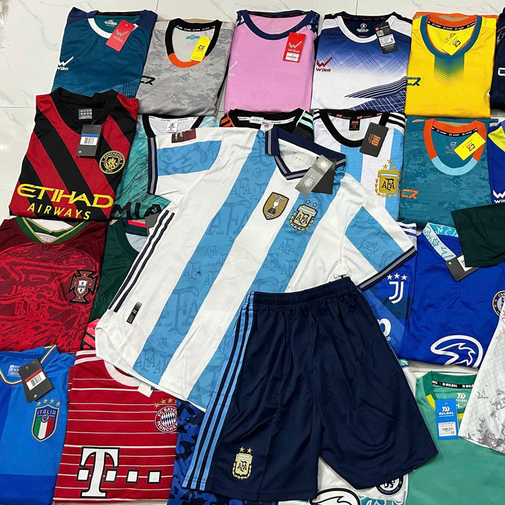 697b211517c695f9c449675b