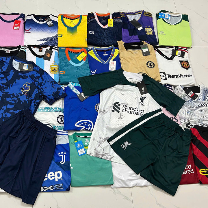 697b211517c695f9c449675b