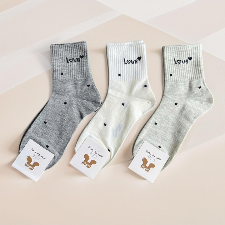 6938169447a04f052ed733cb