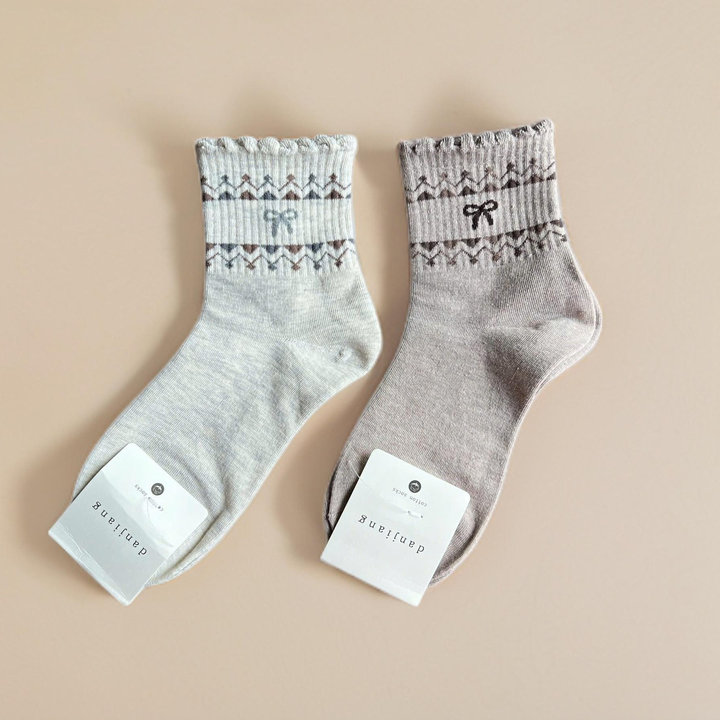 6939053447a04f052ed733f8