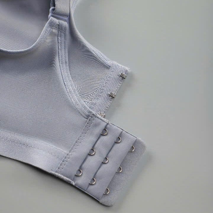 6989677417c695f9c4496fc7