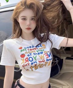 Áo Thun Nữ Croptop Cổ Tròn Tay Ngắn Màu Sắc Sinh Động New York - Ausa House