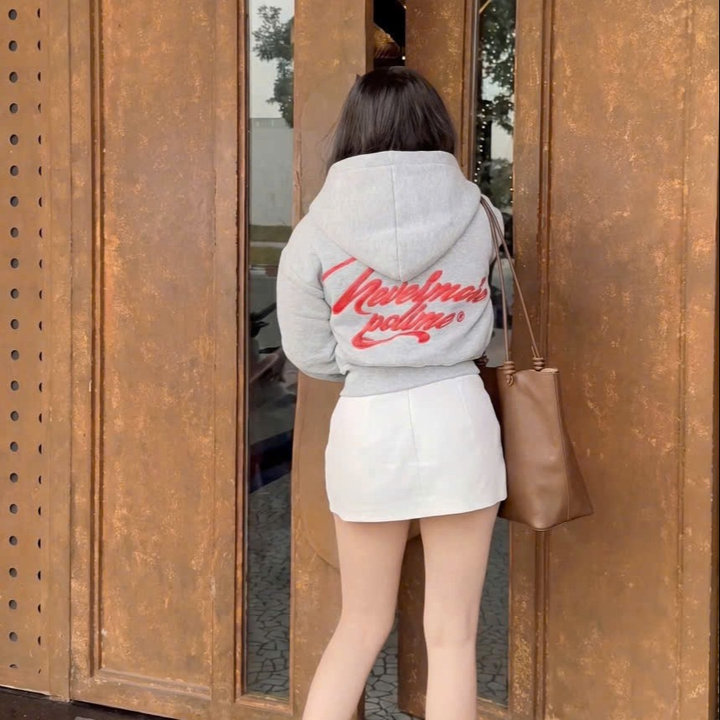 6953de35e9e5df04415e8003