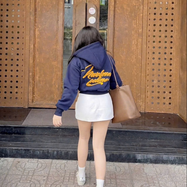 6953de35e9e5df04415e8003